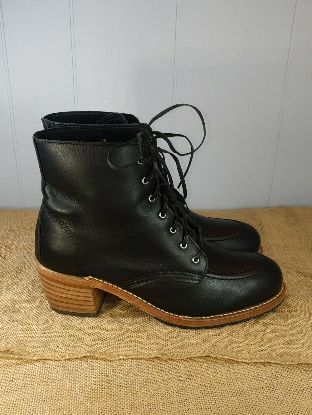 Red Wing Clara Women's Heeled Leather Boots 3405 Sz 11, Black, Like New, No Box - Picture 3 of 10
